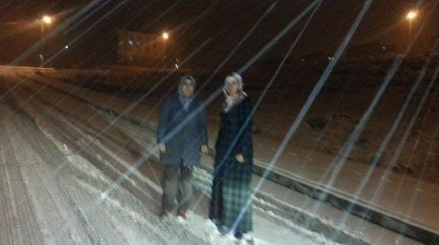 Kadın Başkan&rsquo;ın Gece Mesaisi