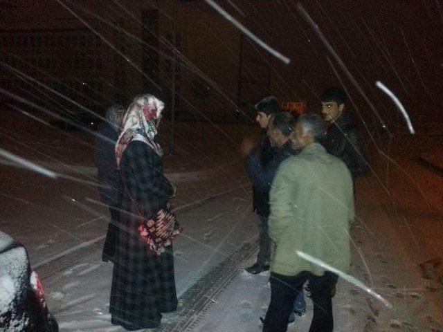 Kadın Başkan&rsquo;ın Gece Mesaisi 2