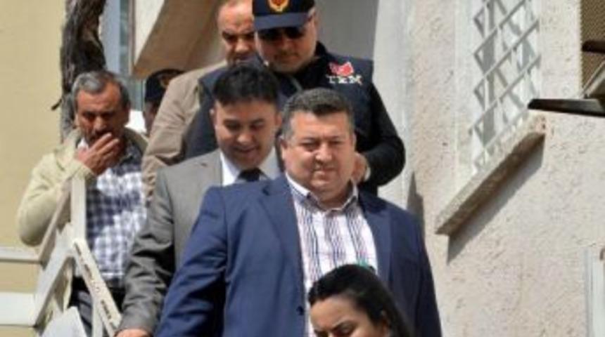 Yasa Dışı Dinleme İddiasıyla Meslekten Atılan Polis M&uuml;d&uuml;r&uuml; G&ouml;revine D&ouml;nd&uuml;