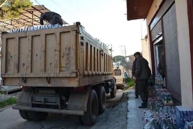 Aydın’da 10 Bin Şişe Kaçak İçki Ele Geçirildi