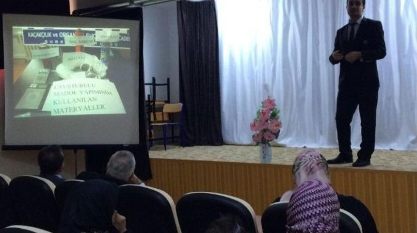 Velilere Aile İ&ccedil;i İletişim Semineri