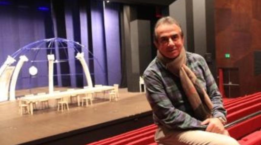 Usta Tiyatrocu Erhan Yazıcıoğlu Meslektaşı Nedim Saban&rsquo;a Dava A&ccedil;ıyor