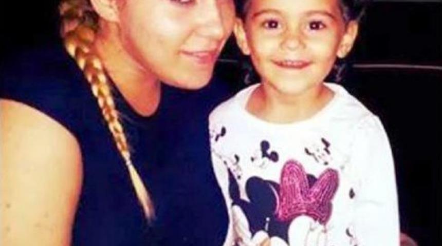 Merve'nin Dramı; &Ouml;len Kızının Cenazesine Alınmadı