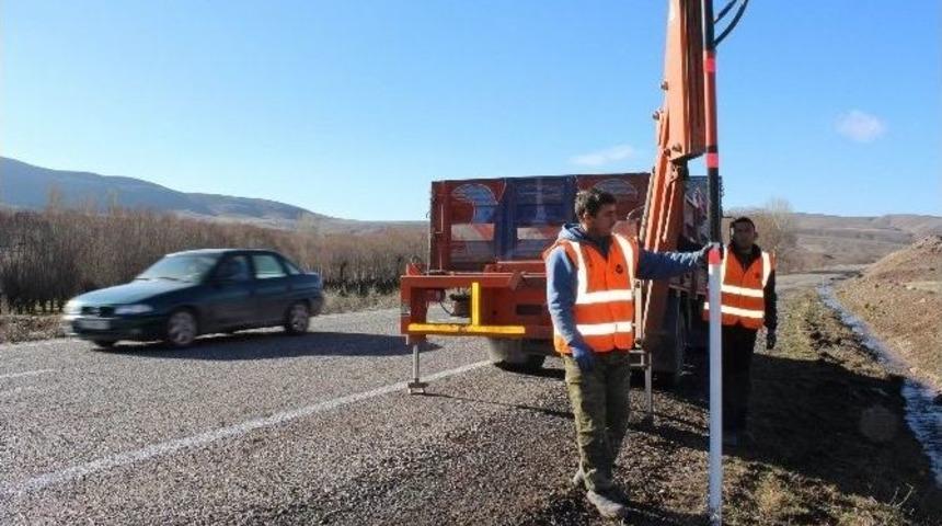 S&uuml;r&uuml;c&uuml;lerin G&ouml;z&uuml; Kulağı Kar Direkleri