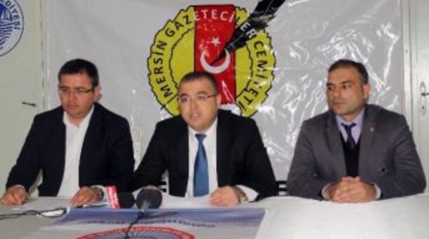 Eğitim-iş Polis M&uuml;dahalesini Protesto Etti