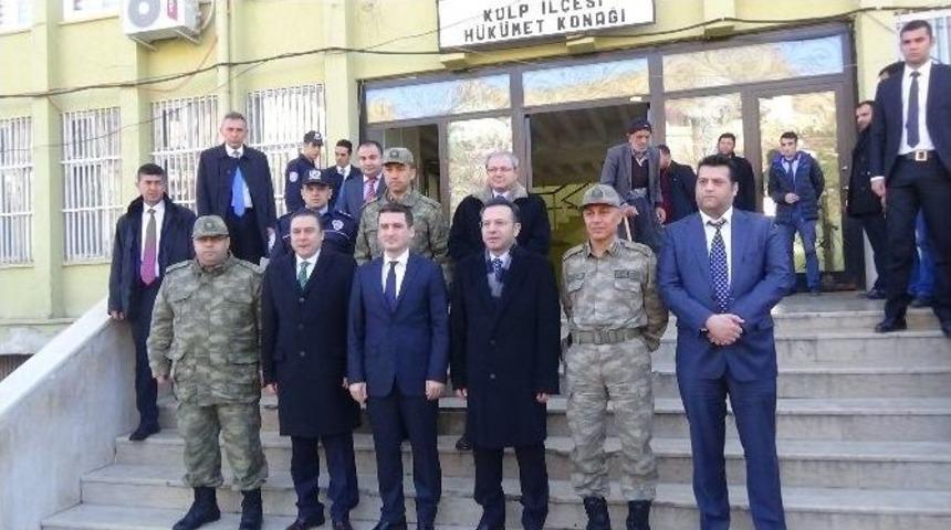 Vali Aksoy, Kulp İl&ccedil;esini Ziyaret Etti