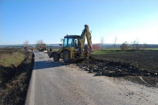 Tekirdağ Büyükşehir Belediyesi, Malkara Şahin Yolunu Onarmaya Başladı