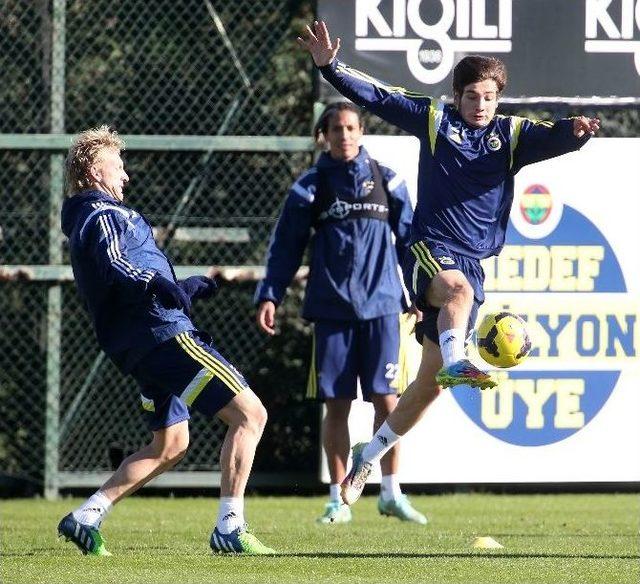 Fenerbahçe, Mersin İdmanyurdu Maçı Hazırlıklarına Başladı