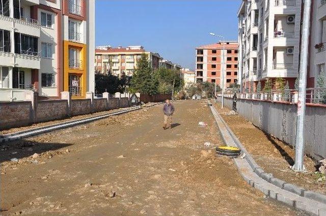 Cennet Ayağı Mahallesi’ Nde Yeniden Düzenleme Çalışmaları Devam Ediyor