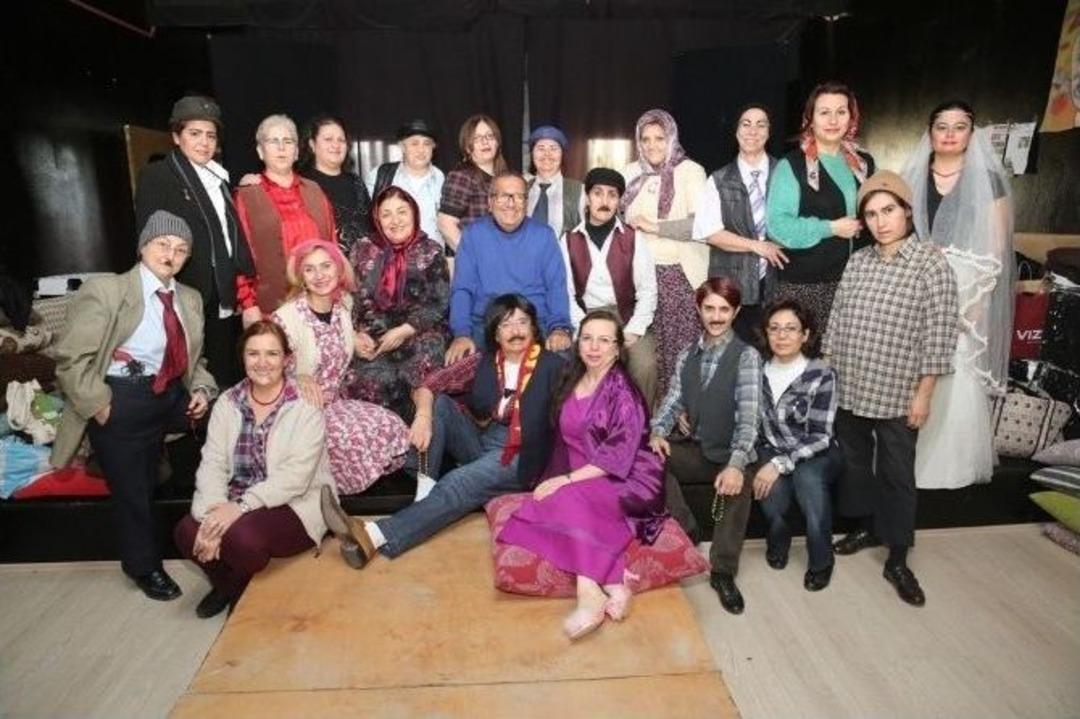 Kadına Şiddet Tiyatro Sahnesine Taşındı