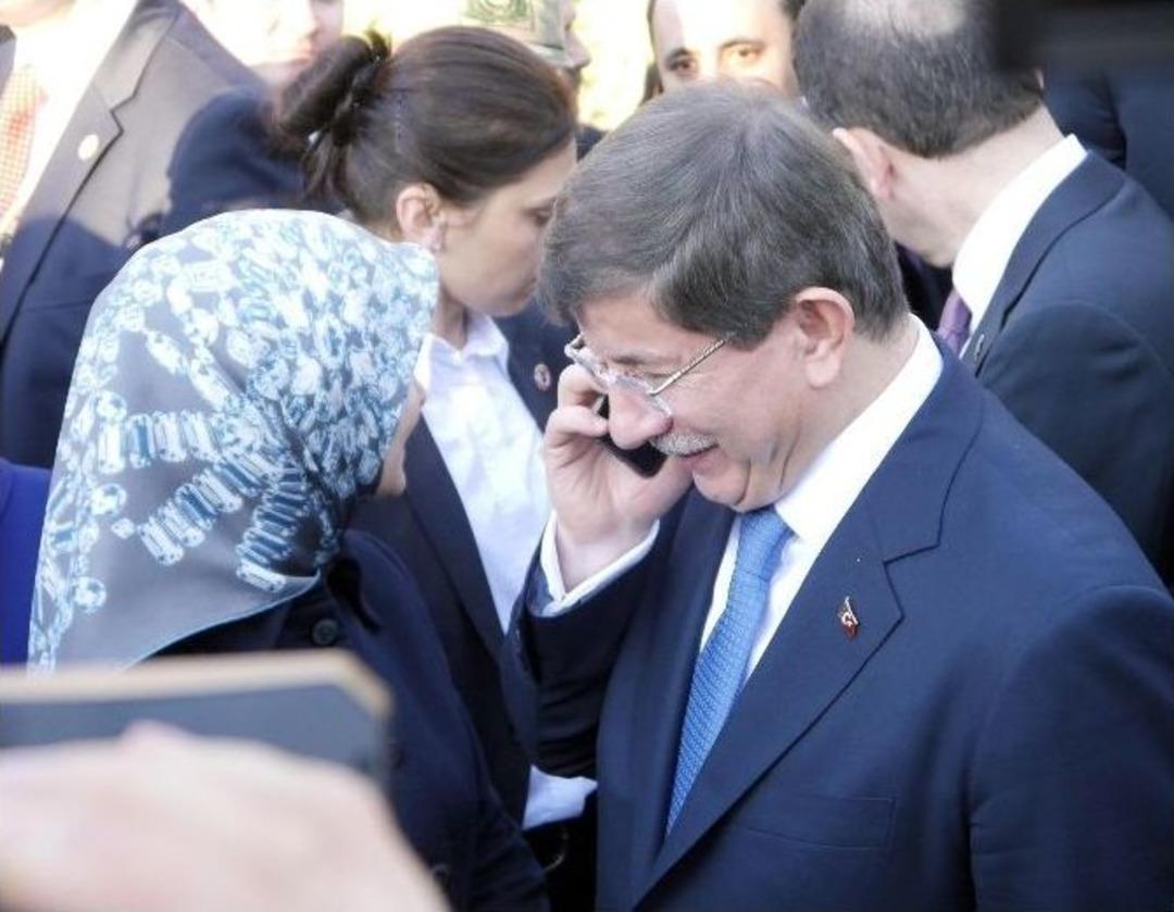 Davutoğlu&rsquo;dan Samaras&rsquo;a &rsquo;merry Christmas&rsquo;