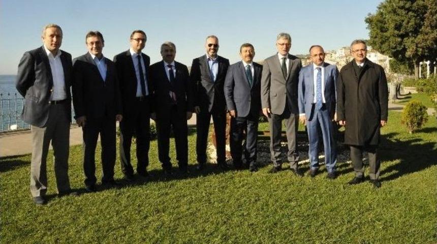 Karabacak Belediye Başkanlarını Ağırladı