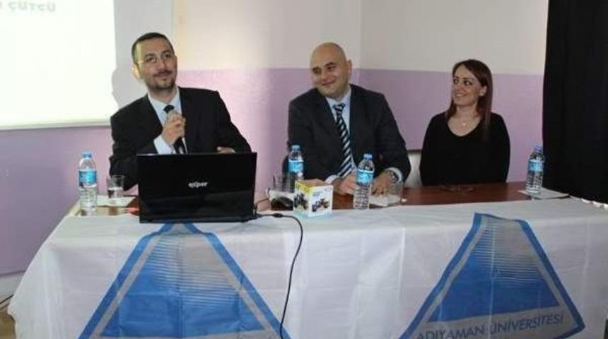 Besni Myo&rsquo;da Konferans