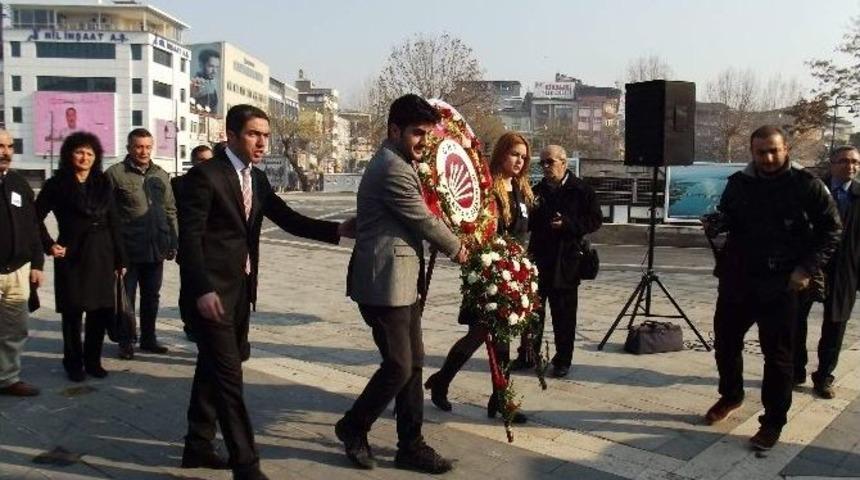 İn&ouml;n&uuml;&rsquo;y&uuml; Anma Programında Protokol Krizi