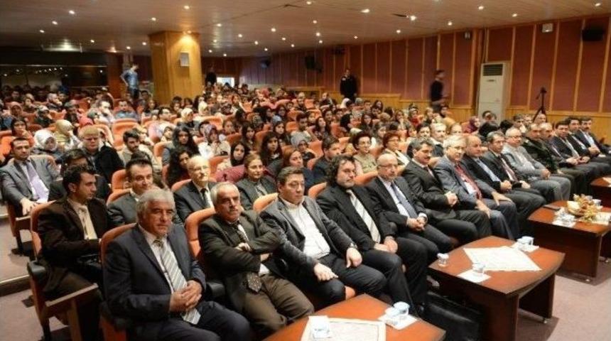 Bartın &Uuml;niversitesi Mevlana&rsquo;yı Andı