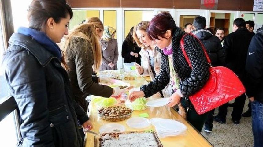 Besyo &Ouml;ğrencileri Tarafından Kermes A&ccedil;ıldı