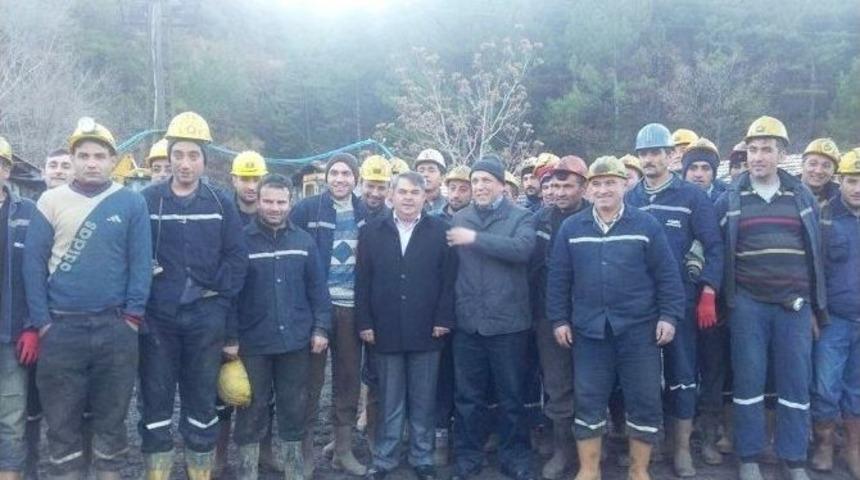 Gediz&rsquo;de 53 G&uuml;n Kapalı Olan K&ouml;m&uuml;r Ocağında 115 İş&ccedil;i Tekrar İş Başı Yaptı