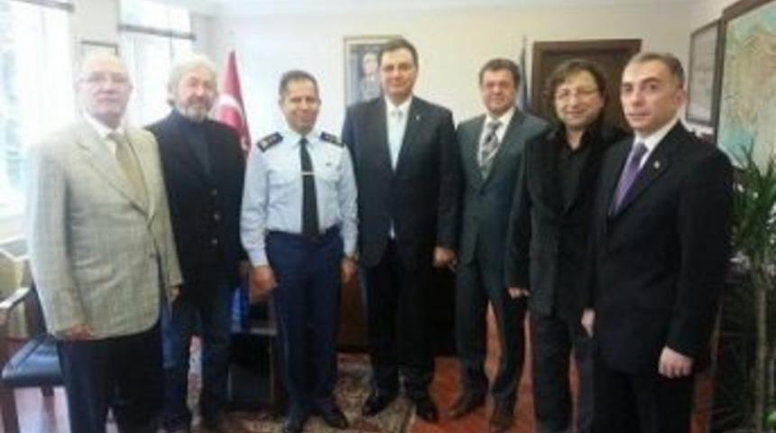 Huzur Sevenler Derneği&rsquo;nden T&uuml;mgeneral İrez&rsquo;e Hayırlı Olsun Ziyareti