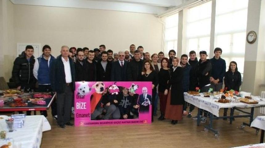 &Ouml;ğrencilerden Sokak Hayvanlarına Kermes