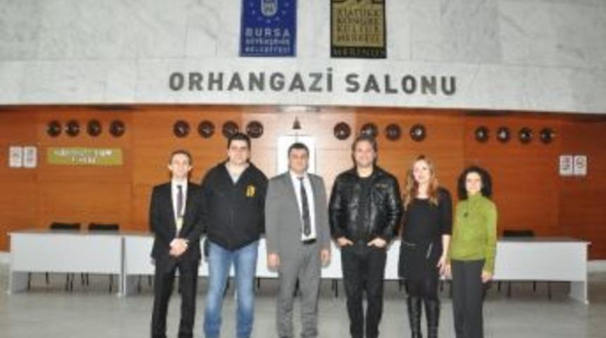 &Uuml;nl&uuml; Oyuncu Ragıp Savaş Merinos Akkm&rsquo;yi Gezdi