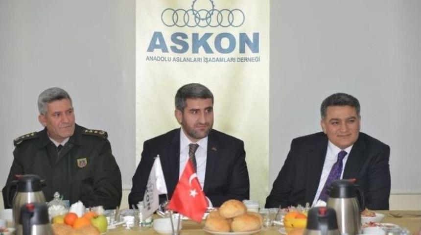 Zeybek Ve Bulut Askon&rsquo;un Kaynaşma Toplantısına Katıldı