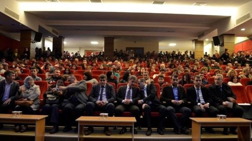 &rsquo;bir Varmış &Ccedil;ok Yokmuş&rsquo; Salona Sığmadı