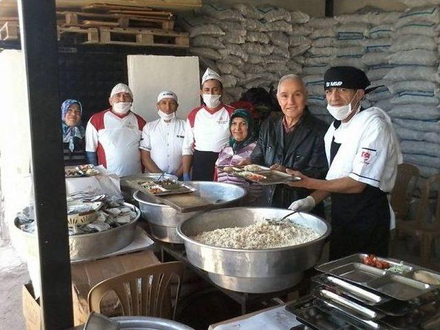 Eski Vekil Diker 22 Bin Vatandaşla Yüz Yüze Görüştü