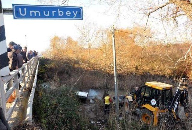 Kadın İşçileri Taşıyan Kamyonet Dere Yatağına Uçtu: 8 Yaralı