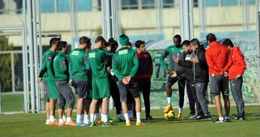 Bursaspor Antep İ&ccedil;in Beklemedi