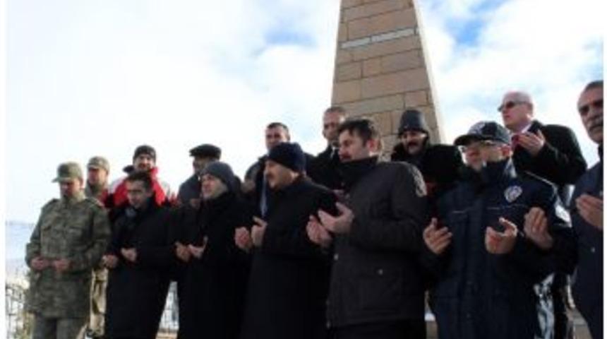 Sarıkamış&rsquo;a İzci Y&uuml;r&uuml;y&uuml;ş&uuml; 2. G&uuml;n&uuml;nde Şenkaya&rsquo;da Buluştu