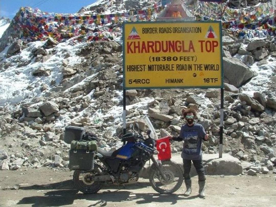 Pasaportunu Alır Almaz Motosikletiyle 23 Bin 500 Kilometre Yaptı