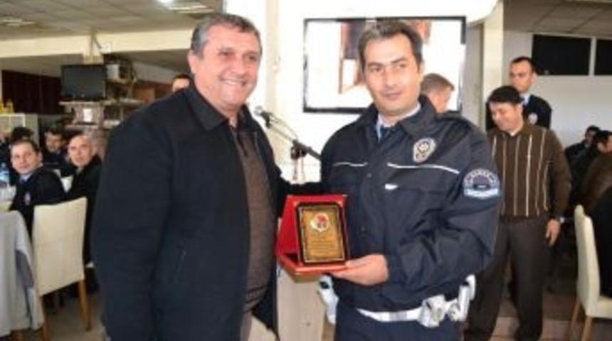 Emektar Polislere Vefa