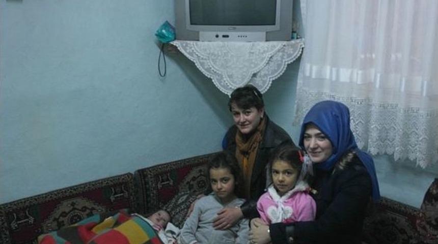 Bolvadin&rsquo;de Yaşayan Suriyeli Ailelere Protokol &Uuml;yelerinden Ziyaret