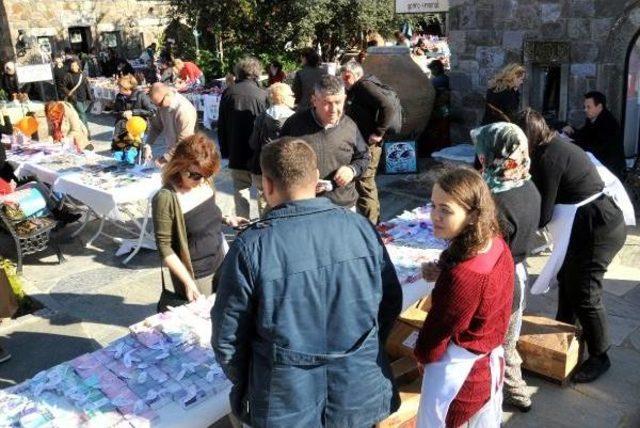 Ellerinden Kömür İsi Gitti Sabun Kokusu Geldi