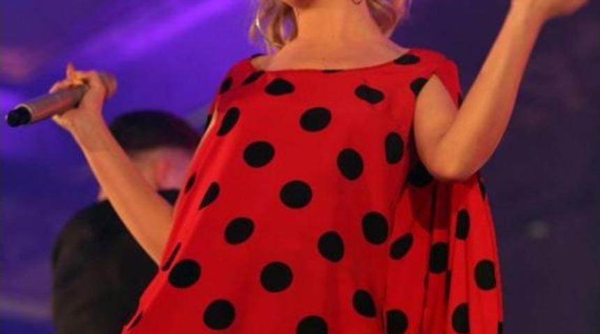 Kickbox Gecesine &Uuml;nl&uuml; Akını