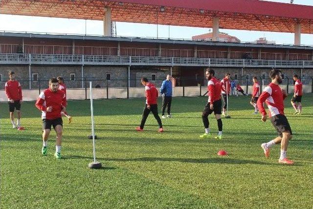 Çanakkalespor Hazırlıklarını Sürdürüyor