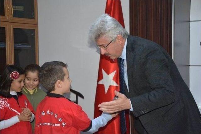 Dünya Birincilerinden İl Milli Eğitim Müdürü Gürsoy’a Ziyaret 2