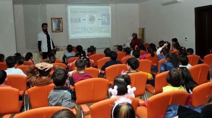 Nezaket Okullarında Uygulamalı Sağlık Eğitimi Verildi