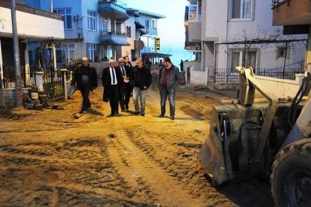 Süleymanpaşa Belediye Başkanı Ekrem Eşkinat Değirmenaltı Mahallesi’ndeki Yol Ve Altyapı Çalışmalarının Denetledi