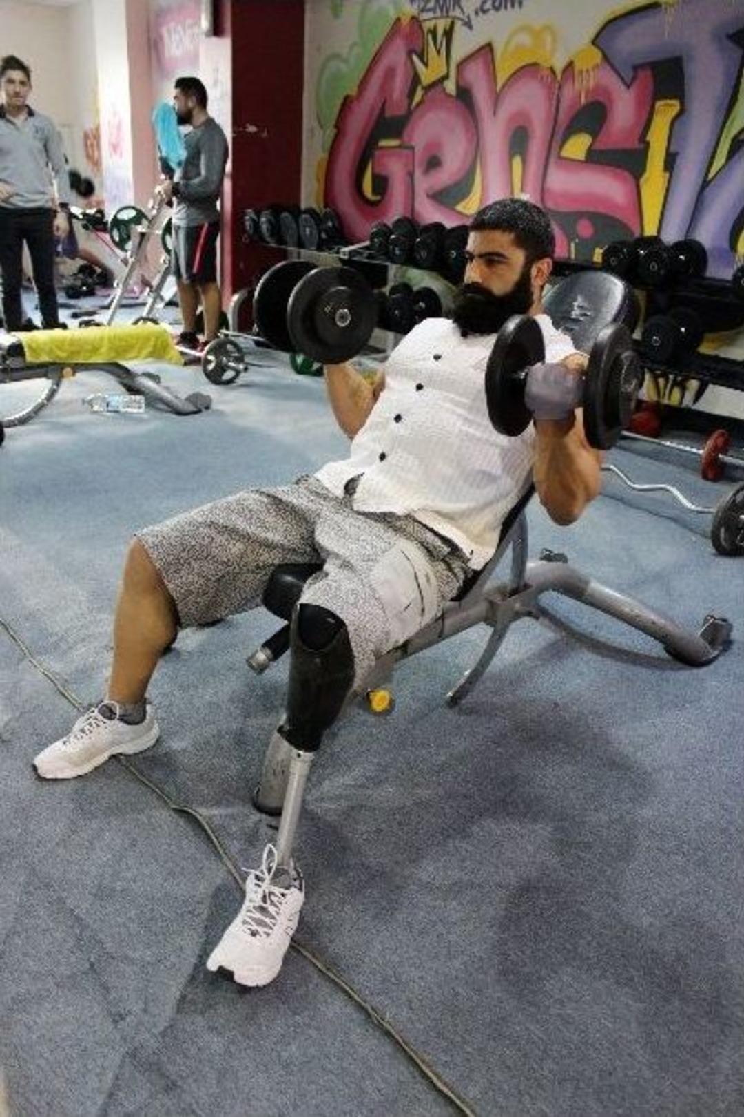 (&ouml;zel Haber) Protez Bacakla Hayatı Sırtlıyor