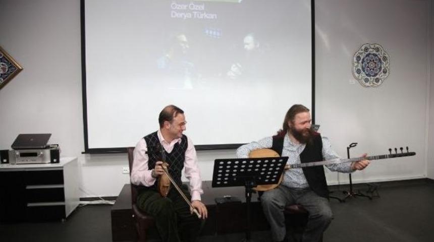 Tambur Ve Klasik Kemen&ccedil;e Aynı Sahnede