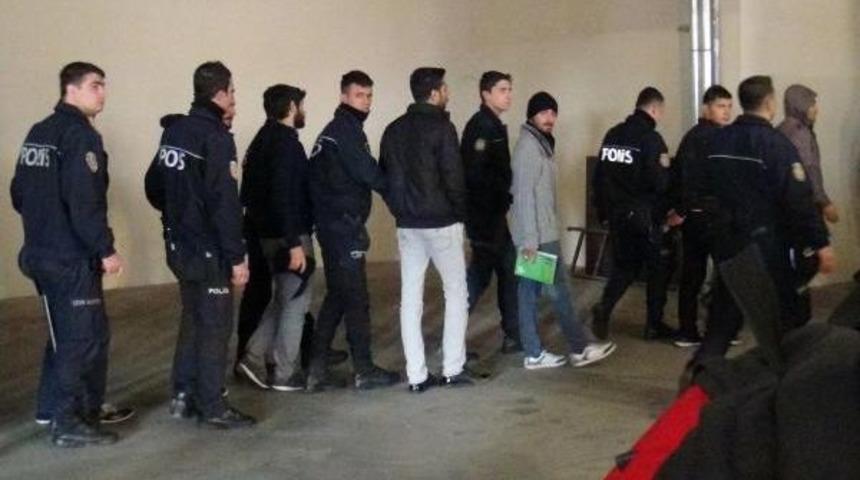 Kahramanmaraş'ta 71 &Ouml;ğrenci Adliyeye Sevk Edildi