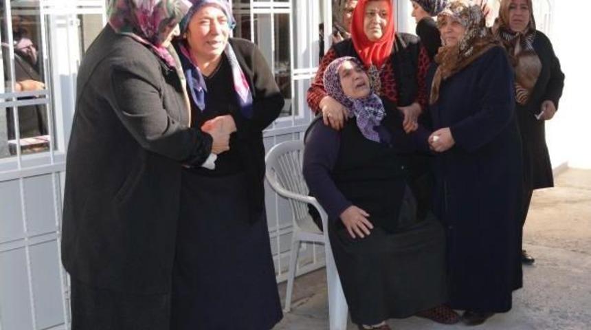 Oğlundan 20 Yıl Sonra Aynı T&uuml;fekle İntihar Etti