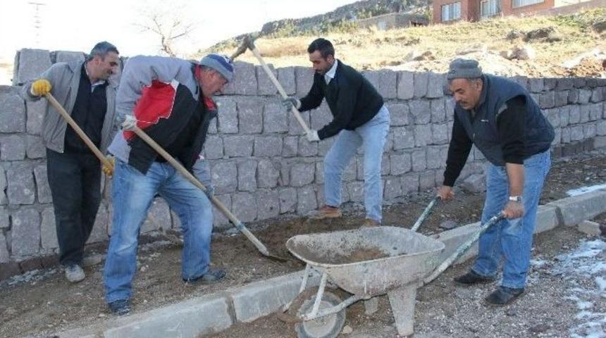 Mehmet Akif Ersoy Mahallesi Bir Park Daha Kazanıyor