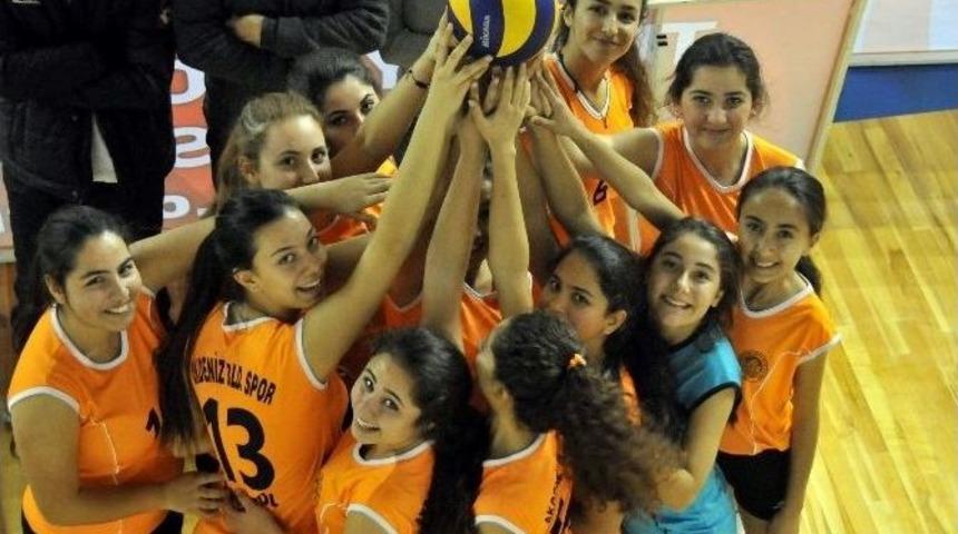 Akdeniz Belediyespor Voleybolda Da İddialı