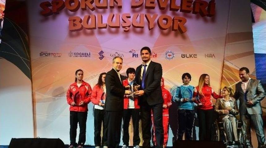 Ankara B&uuml;y&uuml;kşehir Belediyesi&rsquo;ne &rsquo;spora Destek&rsquo; &Ouml;d&uuml;l&uuml;