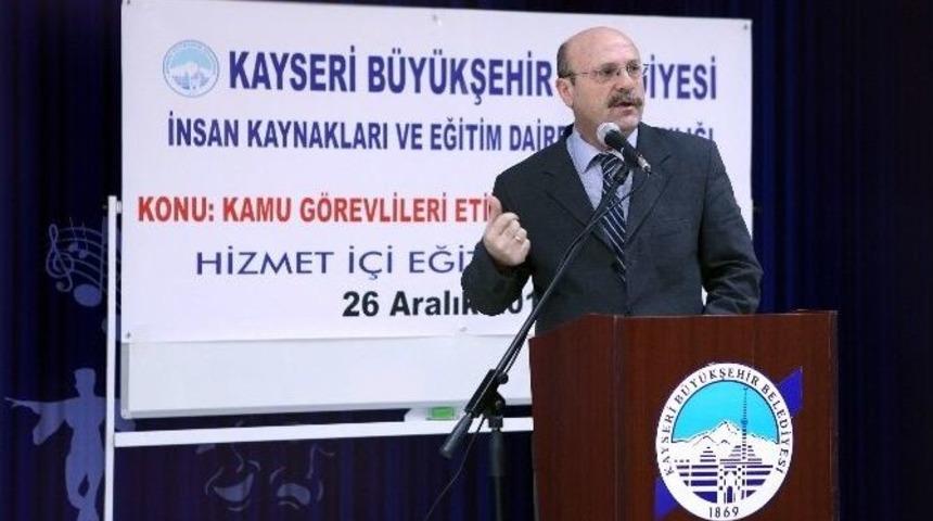 Hizmet İ&ccedil;i Eğitim Seminerleri S&uuml;r&uuml;yor