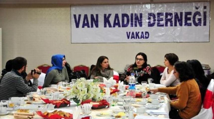 Vakad: Kadın Cinayetlerinde Işid Y&ouml;ntemi Kullanılıyor