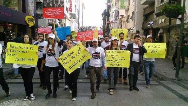 İzmir'de Chp'li Gençlere Soruşturma