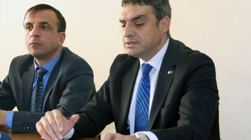 Chp İstanbul Milletvekili Umut Oran G&uuml;m&uuml;şhane&rsquo;de